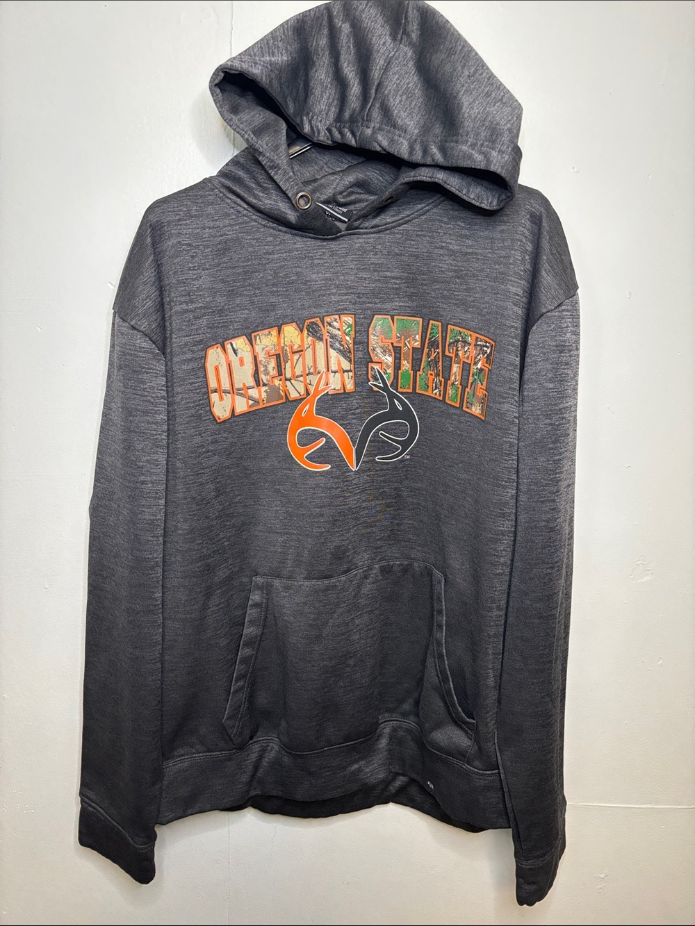 Colosseum Gray Oregon State Hooded Pullover with Orange Accent